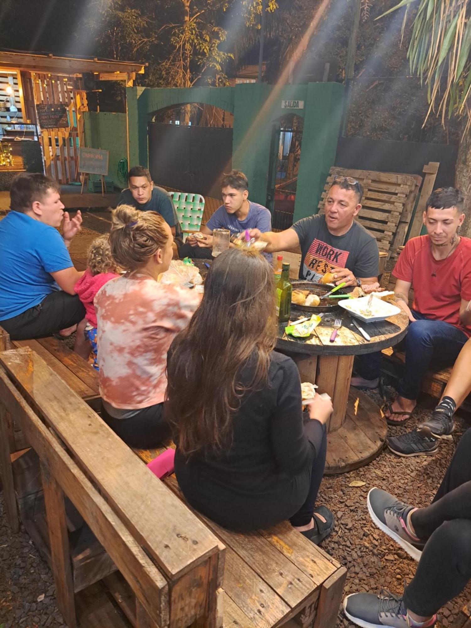 פוארטו איגואסו Benteveo Hostel Iguazu מראה חיצוני תמונה