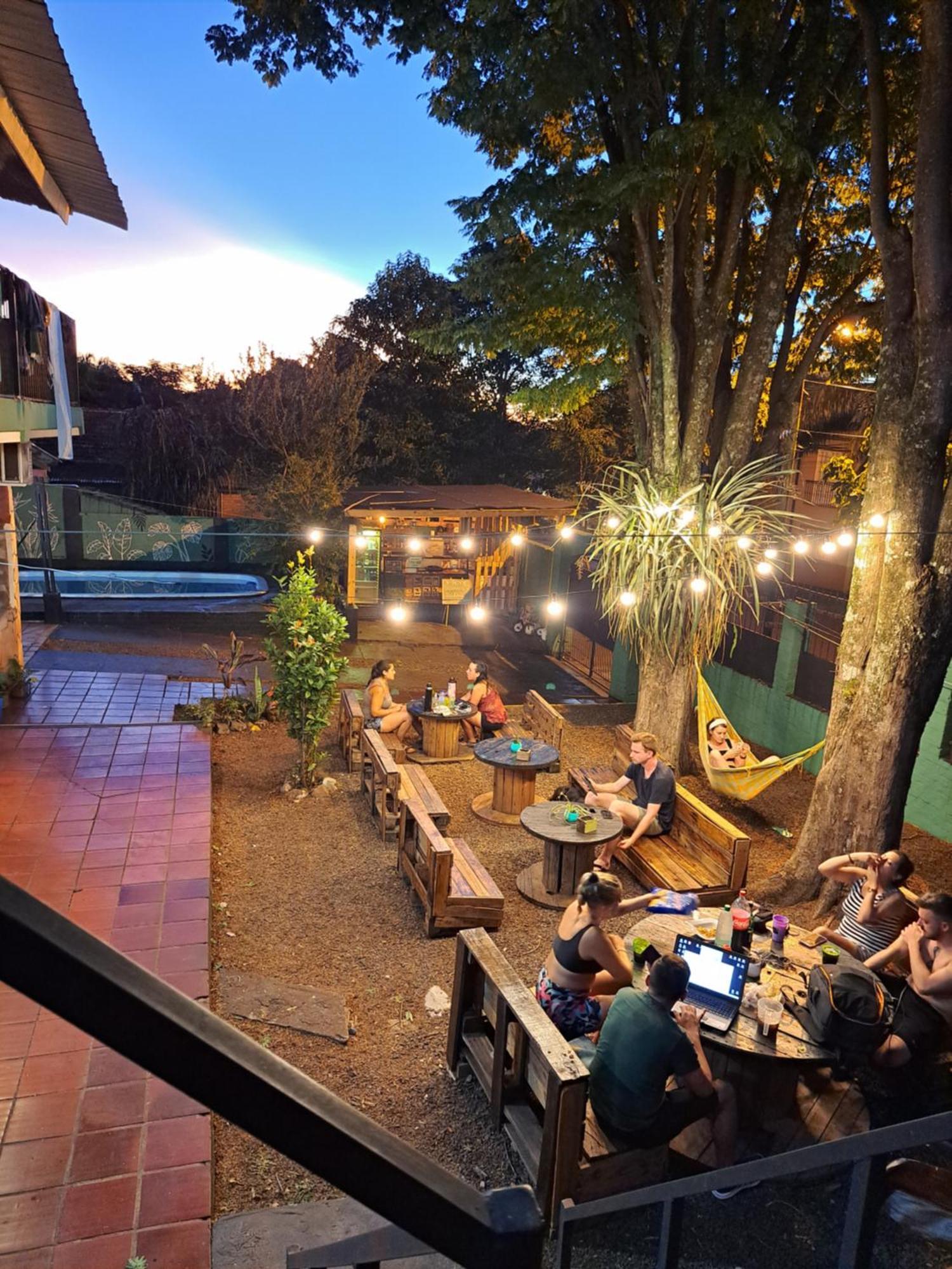 פוארטו איגואסו Benteveo Hostel Iguazu מראה חיצוני תמונה